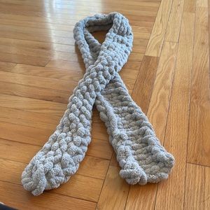 Soft grey Chunky scarf